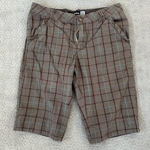 Chaps Brown Plaid Flat Front Men Shorts